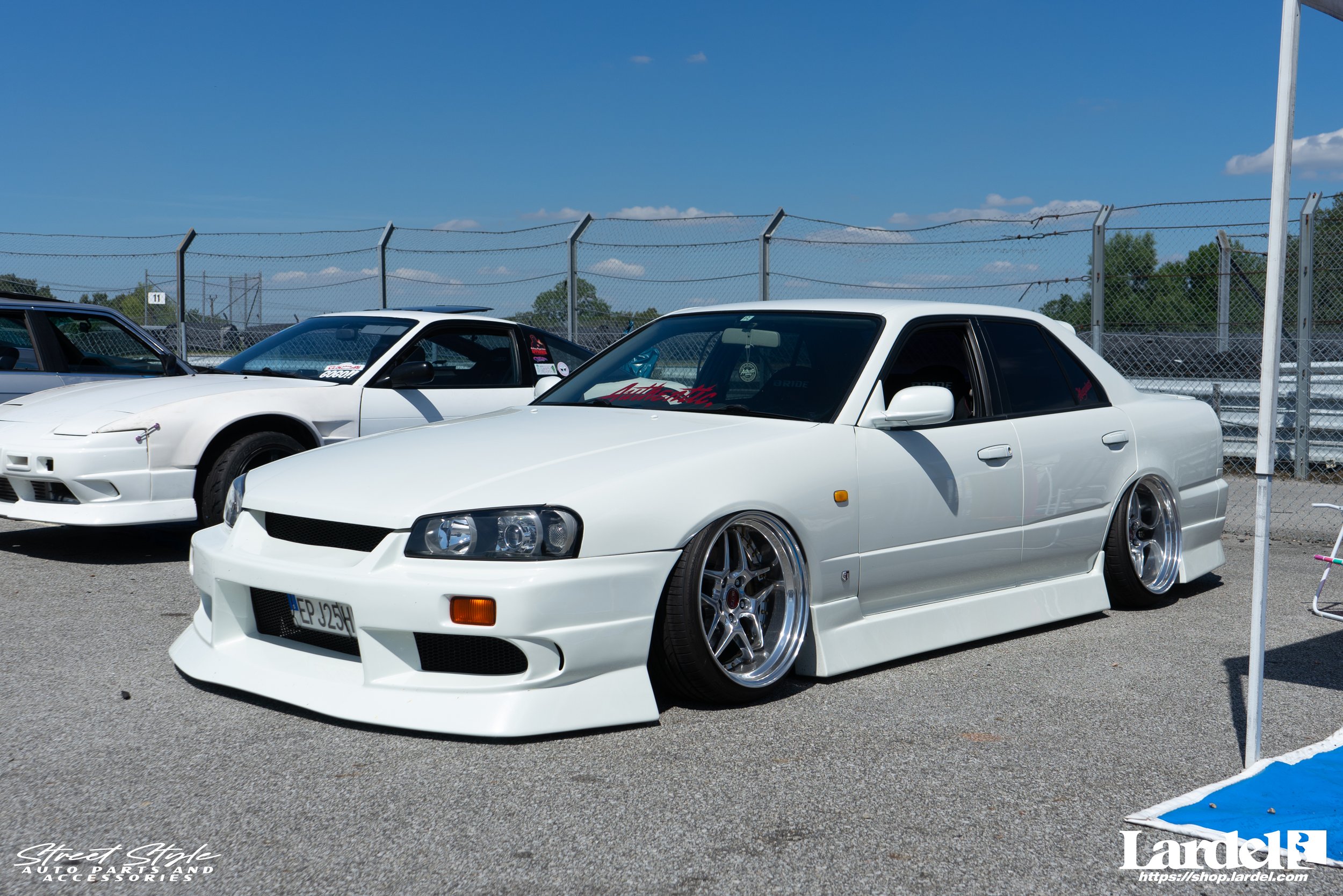 A very clean ER34 Skyline. — Lardel